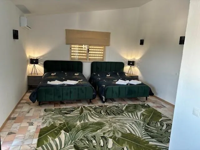 Villa Galvana Guia