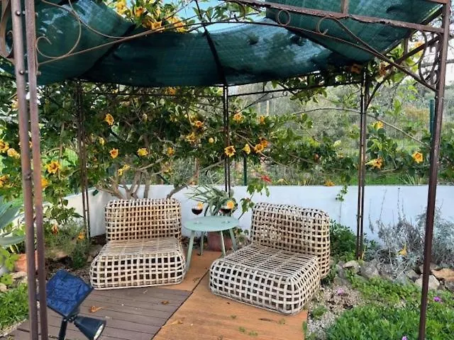 Villa Galvana Guia